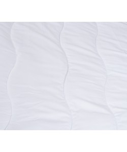 Prošívaná přikrývka pro celoroční užití 140x200